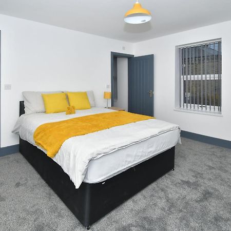 Townhouse @ 24 Brunswick Place Stoke Etruria ภายนอก รูปภาพ