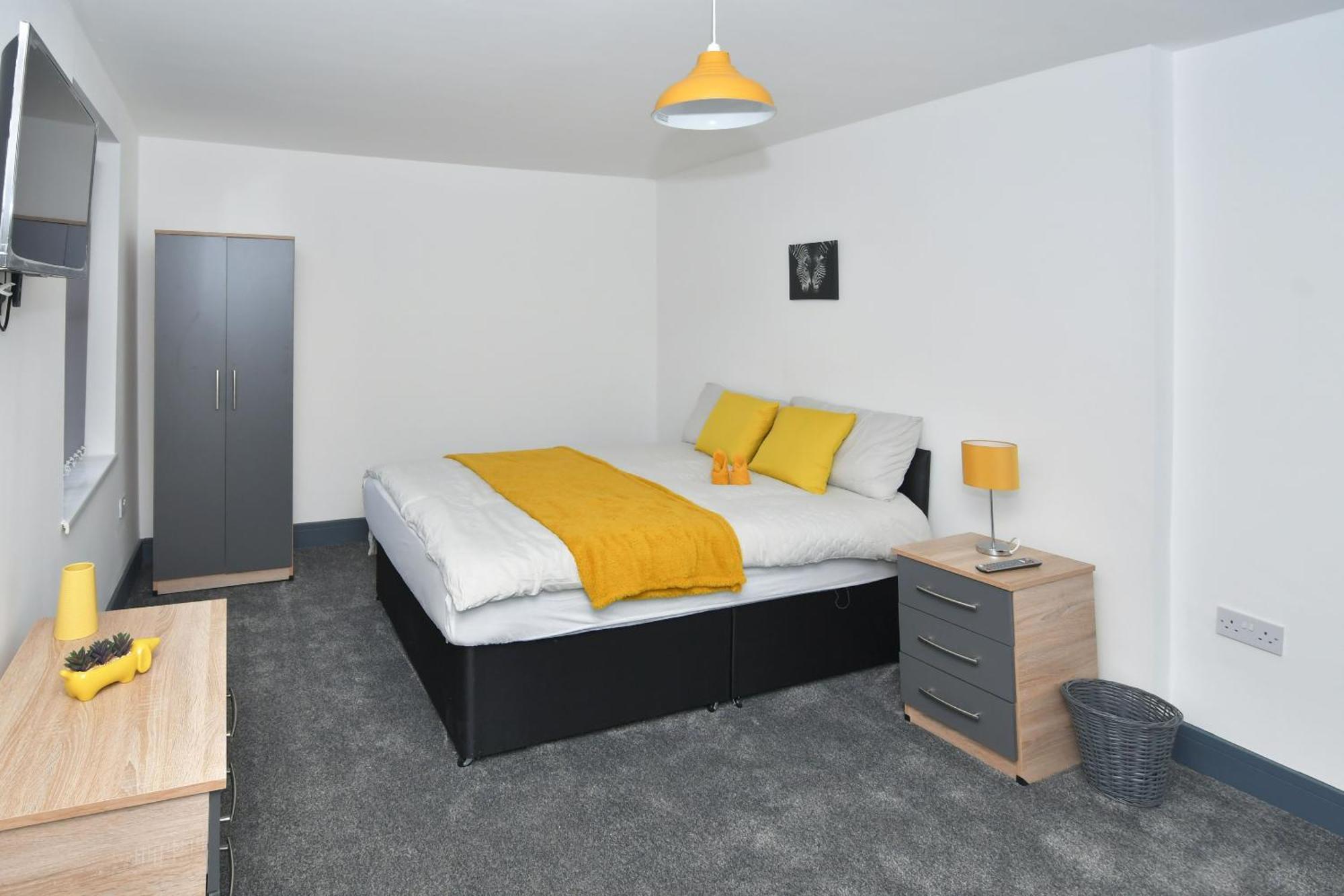 Townhouse @ 24 Brunswick Place Stoke Etruria ภายนอก รูปภาพ